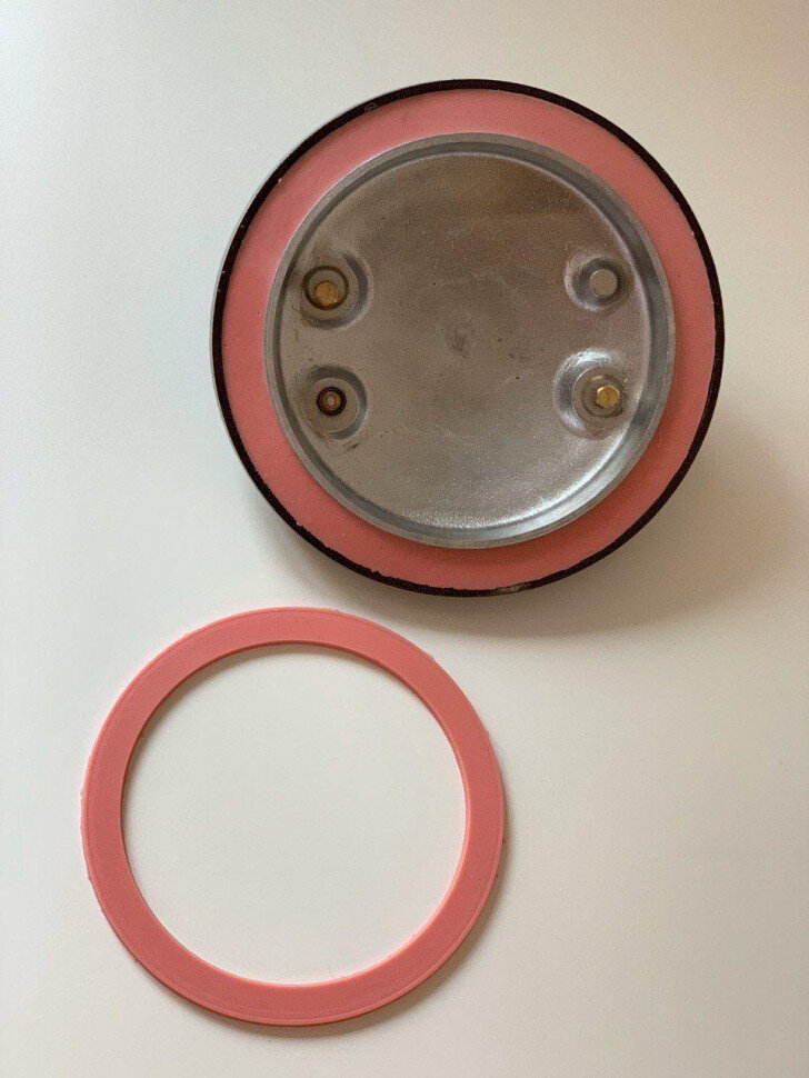 Уплотнитель силиконовый для афганского казана 8 литра Сменное силиконовое уплотнительное кольцо, которое находится в крышке афганского казана.