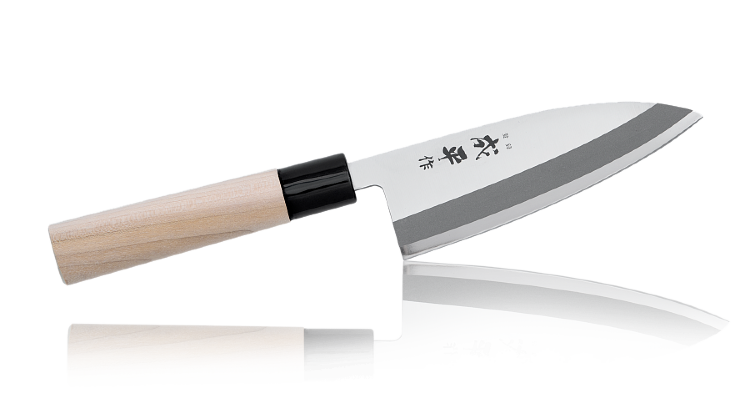 Нож Кухонный Деба Fuji Cutlery Narihira 135 мм Sus420J2 #9000 /TOJIRO Нож Деба — совершенный инструмент для разделки рыбы, пришедший к нынешним кулинарам из далёкого прошлого, где им орудовали только японские повара. Сегодня этот инструмент — лучший рыбный нож, не имеющий аналогов.

Удобство этого кухонного ножа в особой конструкции. Клинок ножа широкий, с ассиметричной заточкой под правшу (под левшу ножи заказываются индивидуально). Обушок округлый для удобства нажима другой рукой при работе с крупной рыбой. Инструмент легко и приятно держать при любых манипуляциях, благодаря удобной эргономичной рукояти. Такая конструкция специализированного ножа для рыбы позволяет выполнять всё что нужно только им одним — чистку и разделку, разделение на кусочки разного размера, отделение филе от кости.

Купить японский нож Деба для чистки и разделки рыбы стоит на любую кухню, где часто и с удовольствием готовят дары моря.

Серия Narihira — отличная линейка японских кухонных ножей, которые прекрасно подойдут для любителей готовить дома. Дизайн моделей лаконичный и функциональный, обладающий прекрасной эргономикой. Они не требуют особого ухода, поэтому такой нож станет отличным дополнением вашей кухни и хорошим помощником при готовке.

Клинок изготовлен из высококачественной стали, которая полностью устойчива к коррозии. Сами лезвия изготавливаются строго на японском предприятии Fuji Cutlery Co. Готовые ножи держат конкурентоспособные цены при своём непревзойдённом качестве и современном дизайне. Повара-любители по всему миру по достоинству оценили линейку Narihira и с удовольствием пользуются ими.

Кухонные ножи не особо требовательны к уходу, крайне просты в эксплуатации, прекрасно подходят для профессионалов и любителей. Крайне острая заточка требует особого подхода и аккуратности в использовании.

Серия представлена в демократичной ценовой категории, поэтому подходит для широкого круга покупателей. Рукоять ножей эргономичная, удобная, поэтому с ними можно работать длительное время, не ощущая дискомфорта.

Не рекомендуем мыть в посудомоечной машине.
* Кухонные ножи предназначены только для использования на кухне.

Производитель: FUJI CUTLERY
Серия: Narihira
Тип товара: Нож Деба
Материал лезвия: Сталь Sus420J2
Слои лезвия: 1
Материал рукояти: Eco-wood
Длина лезвия, см: 13.5
Длина ножа. мм: 270
Заточка: #9000
Вес, кг: 0,165
Размер упаковки: 365x75x25
Толщина обуха: 2,50
