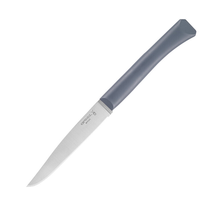 Нож столовый Opinel №125 полимерная ручка, нержавеющая сталь Нож столовый с микро-зубчатым лезвием идеально подойдет для повседневного применения. Эта модель не требует к себе никакого специального обслуживания. Острый и долговечный клинок изделия гарантирует безупречную работу. Вы можете мыть этот нож в посудомоечной машинке.

В составе лезвия – сталь марки 12C27 от Sandvik, защищенная от коррозии. Это мартенситная сталь, в которой содержится не менее 0,40% углерода. За счет этого удается получить очень неплохую режущую кромку. Твердость сплава достигает 56-58 единиц по шкале Роквелла. Длина лезвия ножа составляет 11 сантиметров.

Рукоять изделия выполнена из высококачественного полимера и устойчива к воздействию воды, химических веществ и тепла.

При работе с моделью соблюдайте правила по уходу за ножом. Хранить его рекомендуется в специально предусмотренном для этого месте, отдельно от остальной посуды. Берегите изделие от контакта с агрессивными чистящими средствами, а также от повреждений и деформаций. Используйте модель только по назначению.

Характеристики ножа:
тип ножа – нескладной;
тип заточки – серрейторная;
общая длина – 22 сантиметра;
длина клинка – 11 сантиметров;
толщина клинка – 1,5 миллиметра;
произведено во Франции;
гарантия пожизненная.
цвет ручки может отличаться от представленного на фото