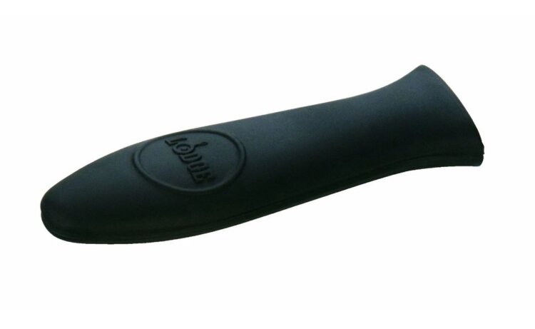 Прихват 14*5 см черный силиконовый /Lodge Эти красочные силиконовые держатели для горячей ручки сохранят ваши руки в безопасности при температуре до 260 °C.